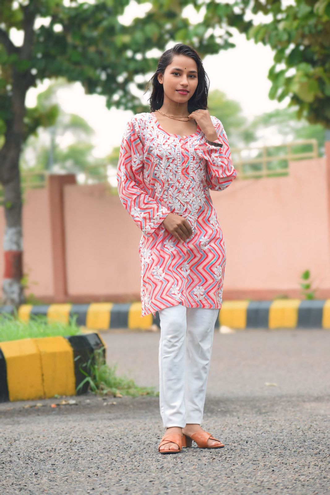 Asma Mul Cotton Zig Zag Laheriya Short Top - ROYAL CHIKAN CREATION™