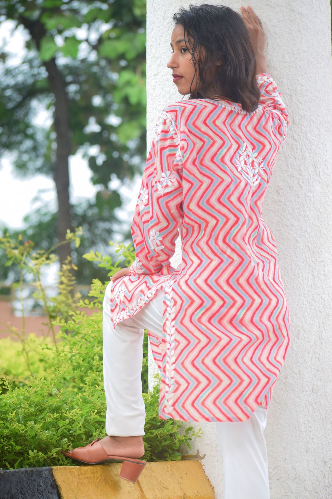 Asma Mul Cotton Zig Zag Laheriya Short Top - ROYAL CHIKAN CREATION™