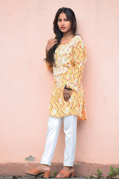 Asma Mul Cotton Zig Zag Laheriya Short Top - ROYAL CHIKAN CREATION™