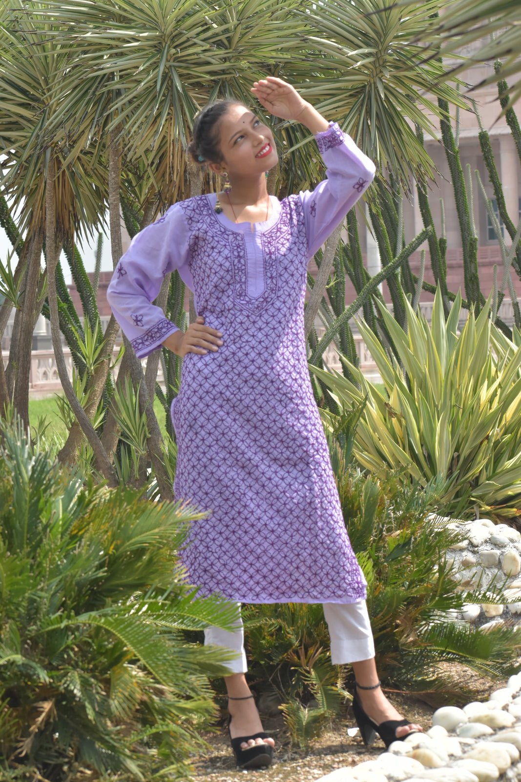 Hand Embroidered Lucknowi Chikankari Straight Cotton Kurti - ROYAL CHIKAN CREATION™