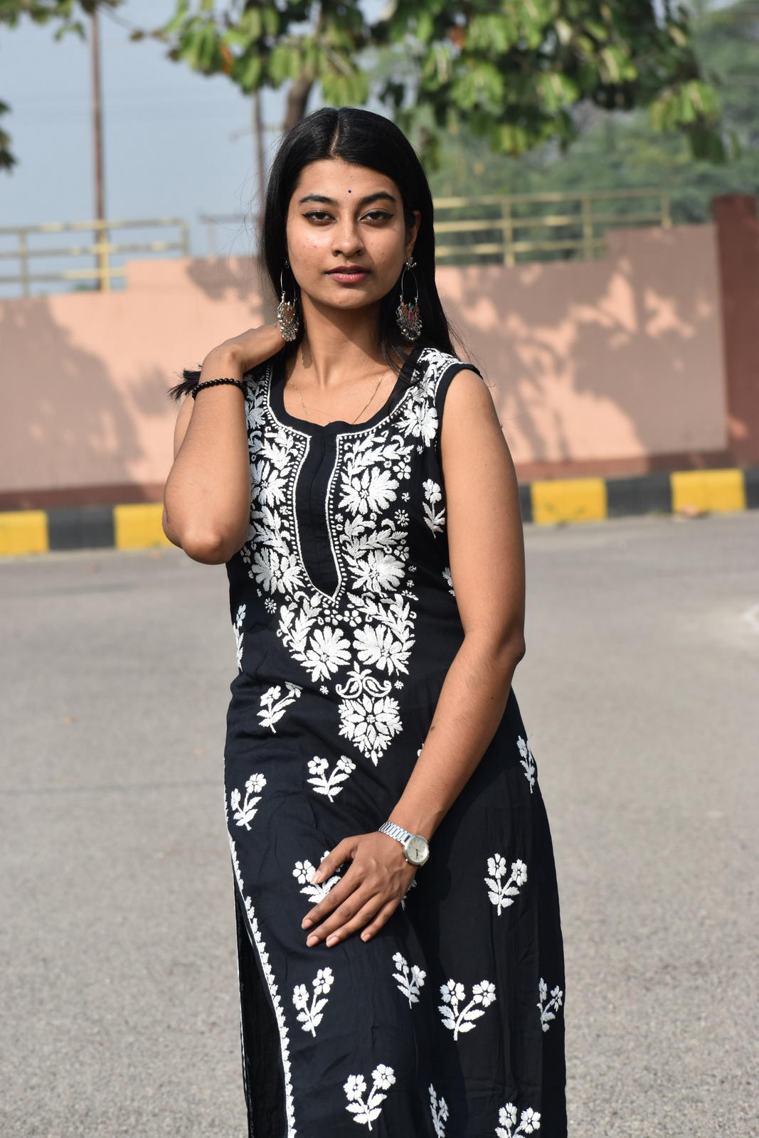 Maha Modal Chikankari sleeveless Kurta - ROYAL CHIKAN CREATION™